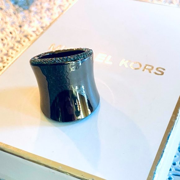 Michael Kors Hematite & Turquoise Blue Barrel Ring - Picture 7 of 15